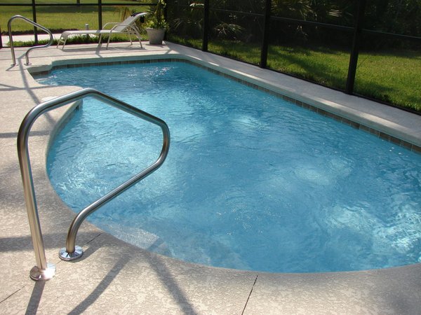 Comment choisir une piscine pas cher sans compromis ?