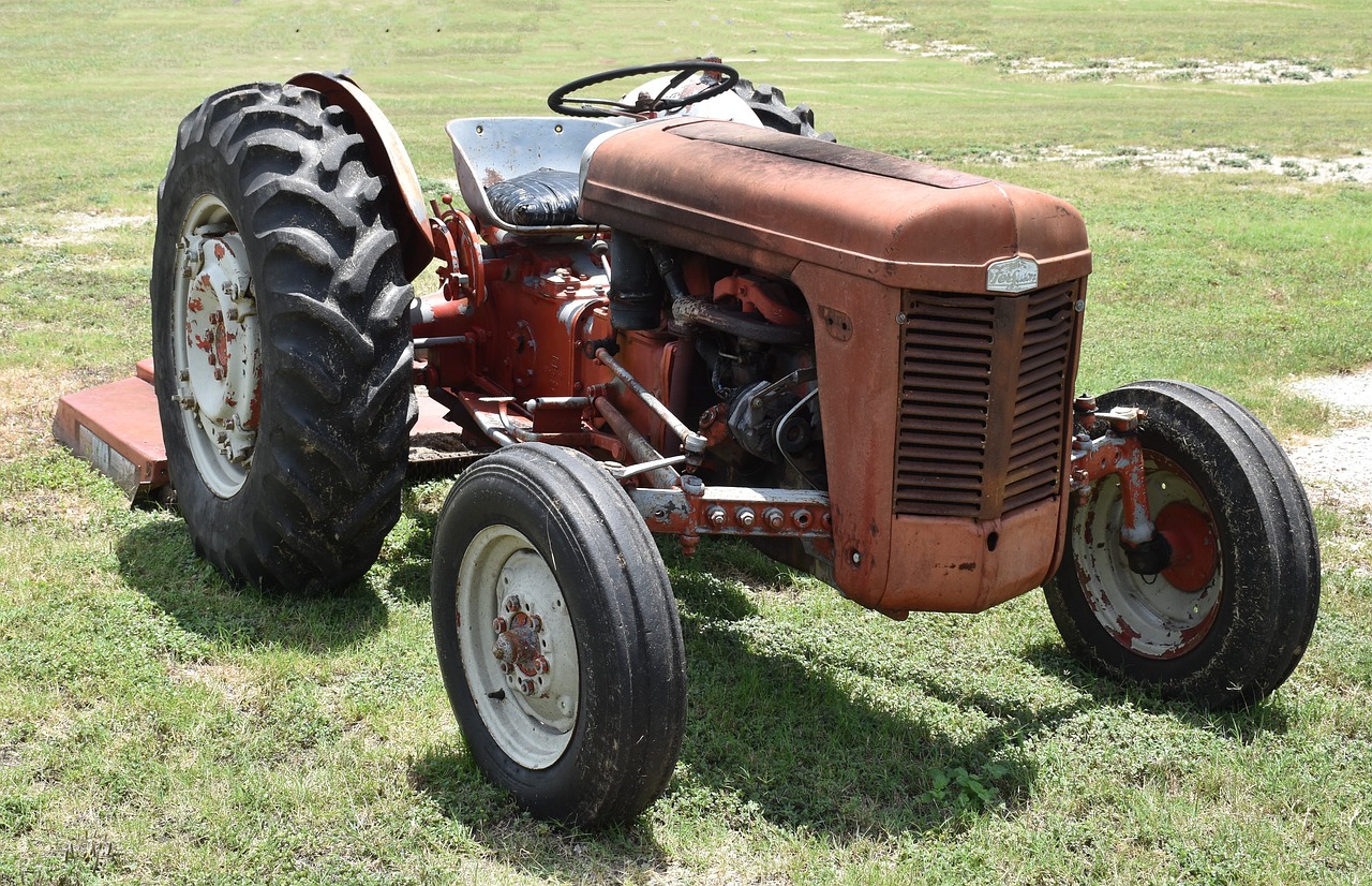 Le mécanisme de la boite de vitesse d’un tracteur tondeuse